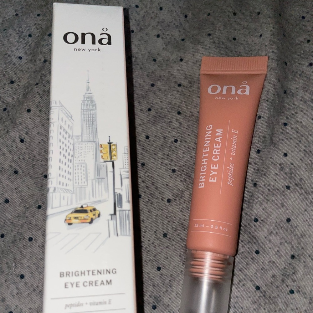 Ona Brightening Eye Cream